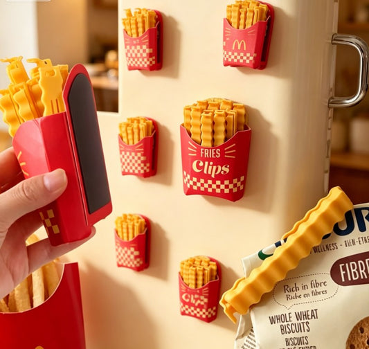 Novelty Chip-Shaped Food Sealing Clips Set – 12 Pack Reusable Snack Bag Sealers with Decorative Container – Aesthetic Kitchen Gadgets for Pantry & Refrigerator